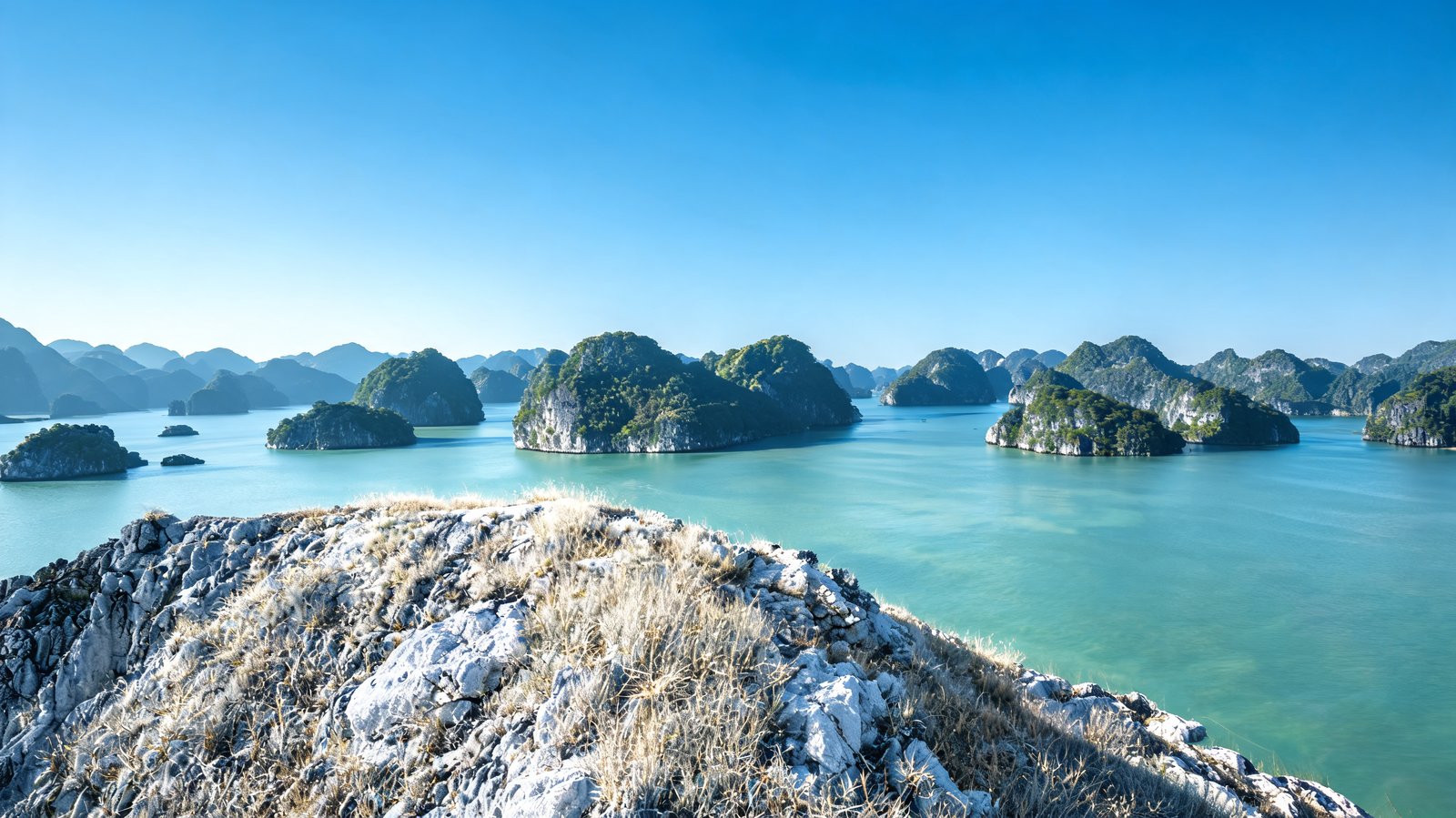 Ha Long & Lan Ha Bay, Quang Ninh & Hai Phong